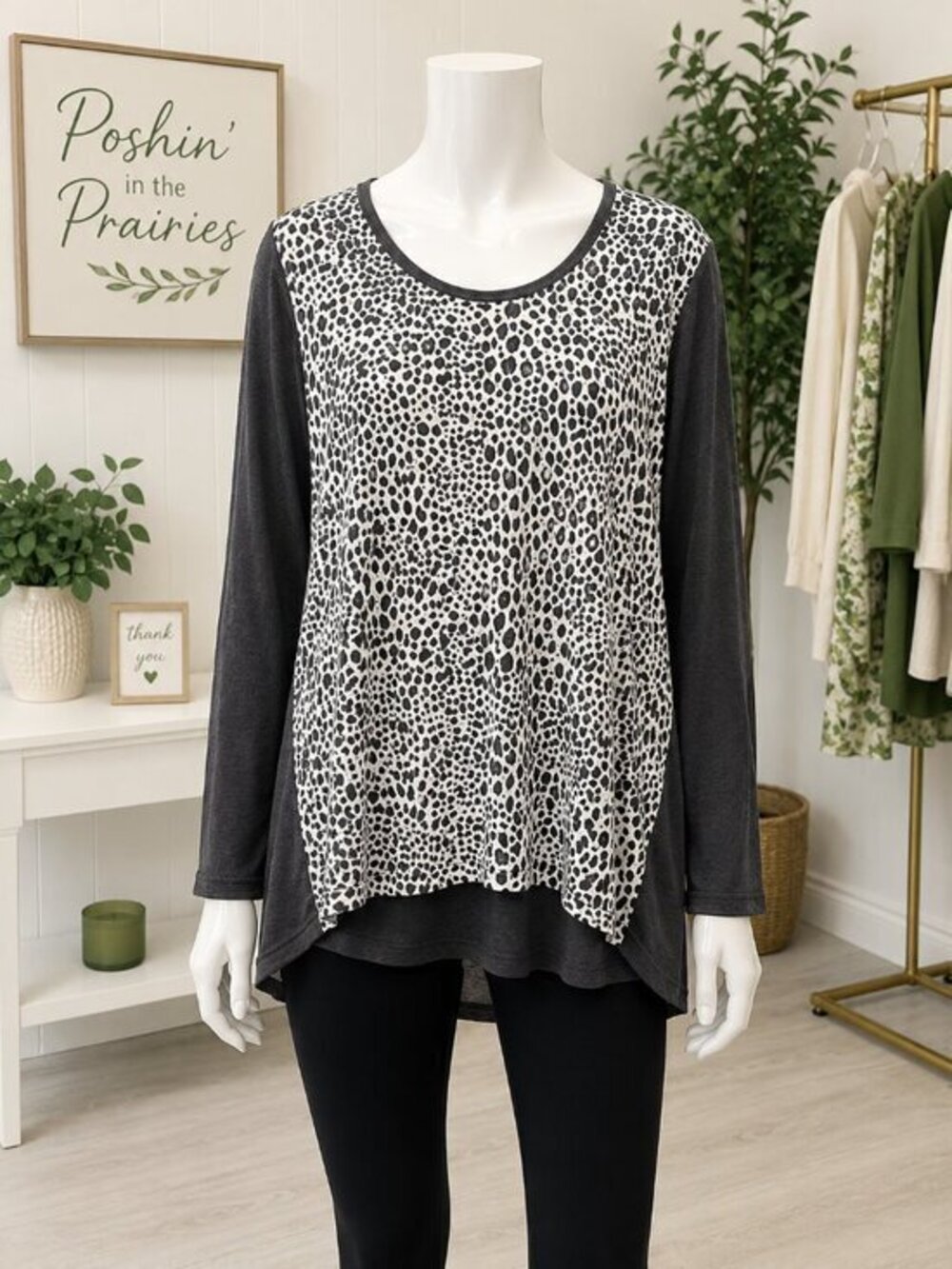 4 for $25 🐆 Paradisio Plus Animal Print Layered Top | 1X 🐆
